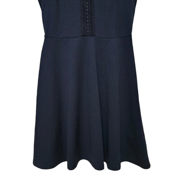 H&M Navy Jersey Crepe Cap Sleeve Lace Mini Dress Sz S - Picture 2 of 9